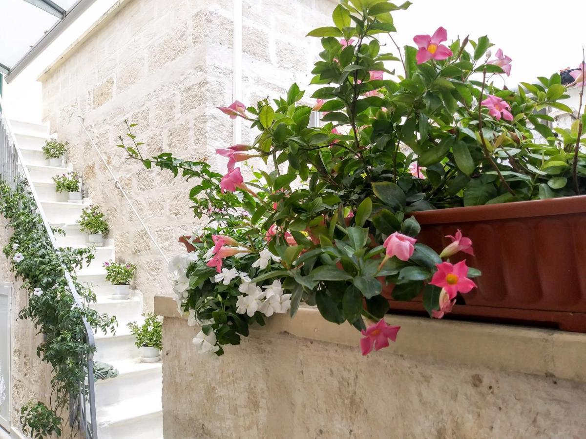 B&B 20 Archi Monopoli Εξωτερικό φωτογραφία