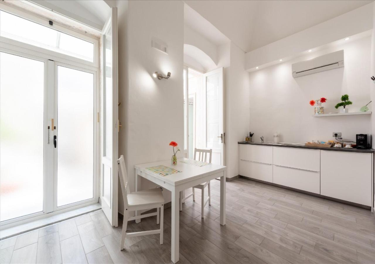 B&B 20 Archi Monopoli Εξωτερικό φωτογραφία